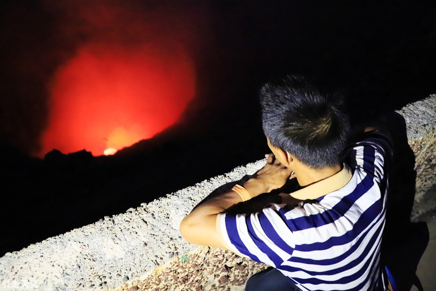 马萨亚活火山和尼加拉瓜湖
